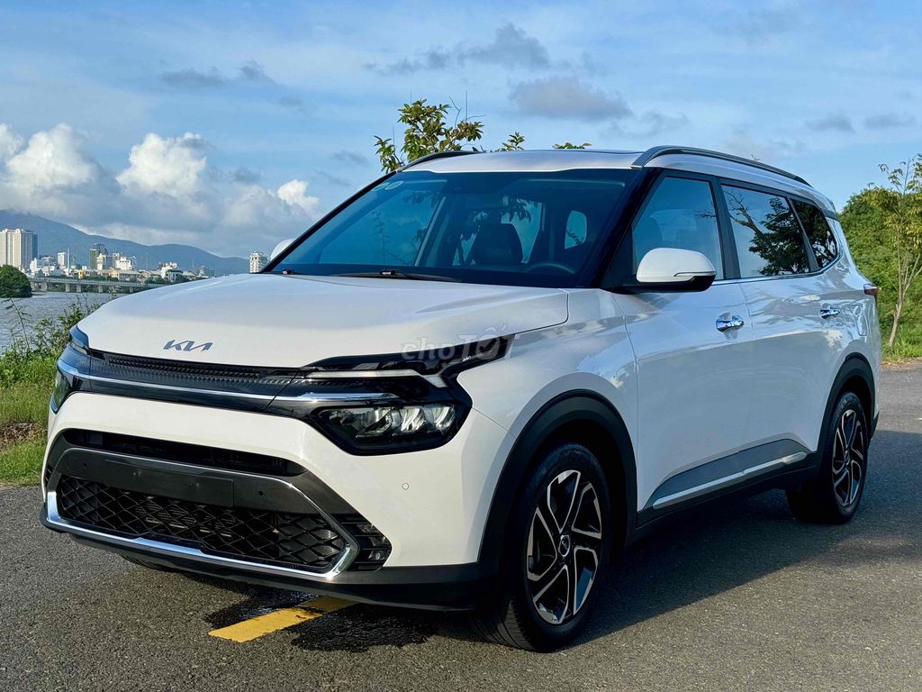 Kia Carens 1.4 Turbo Signature 2024 белый автомат