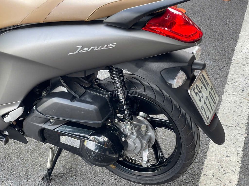 Yamaha Janus 2024 Xám đen 6000 km. Mua bán Xe máy tại Thành phố Thủ Đức Tp Hồ Chí Minh được đăng bởi iMotorbike Viet Nam hình 3