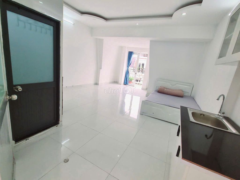 CĂN HỘ CAO CẤP 45M2, BAN CÔNG, 5,2TR, NGAY TRUNG TÂM QUẬN GÒ VẤP 