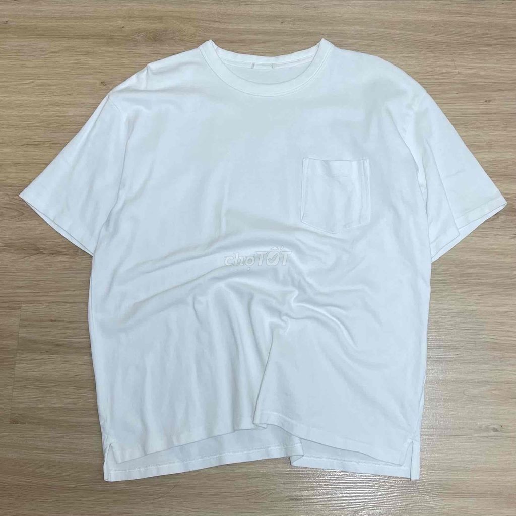 GU White T-shirt. Mua bán Quần áo tại Thành phố Thủ Đức Tp Hồ Chí Minh được đăng bởi Quan hình 1