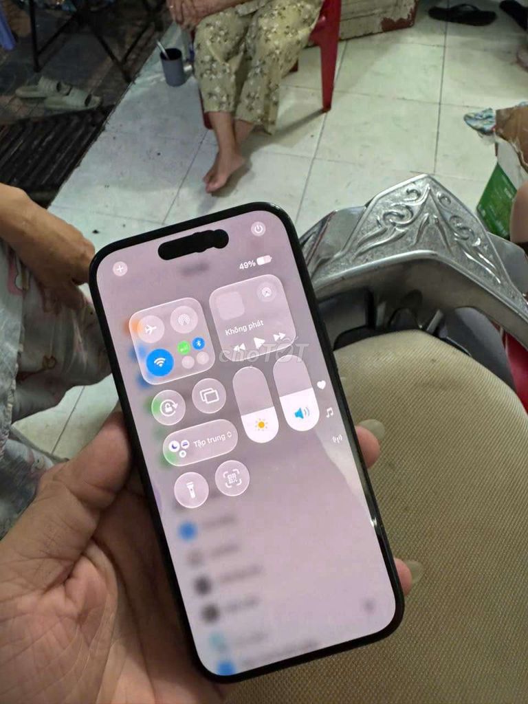 iPhone 15 LLA 128GB LLA mỹ giá rẻ bèo nhèo . Mua bán Điện thoại tại Quận 8 Tp Hồ Chí Minh được đăng bởi Thiên Hòa mobile  hình 1