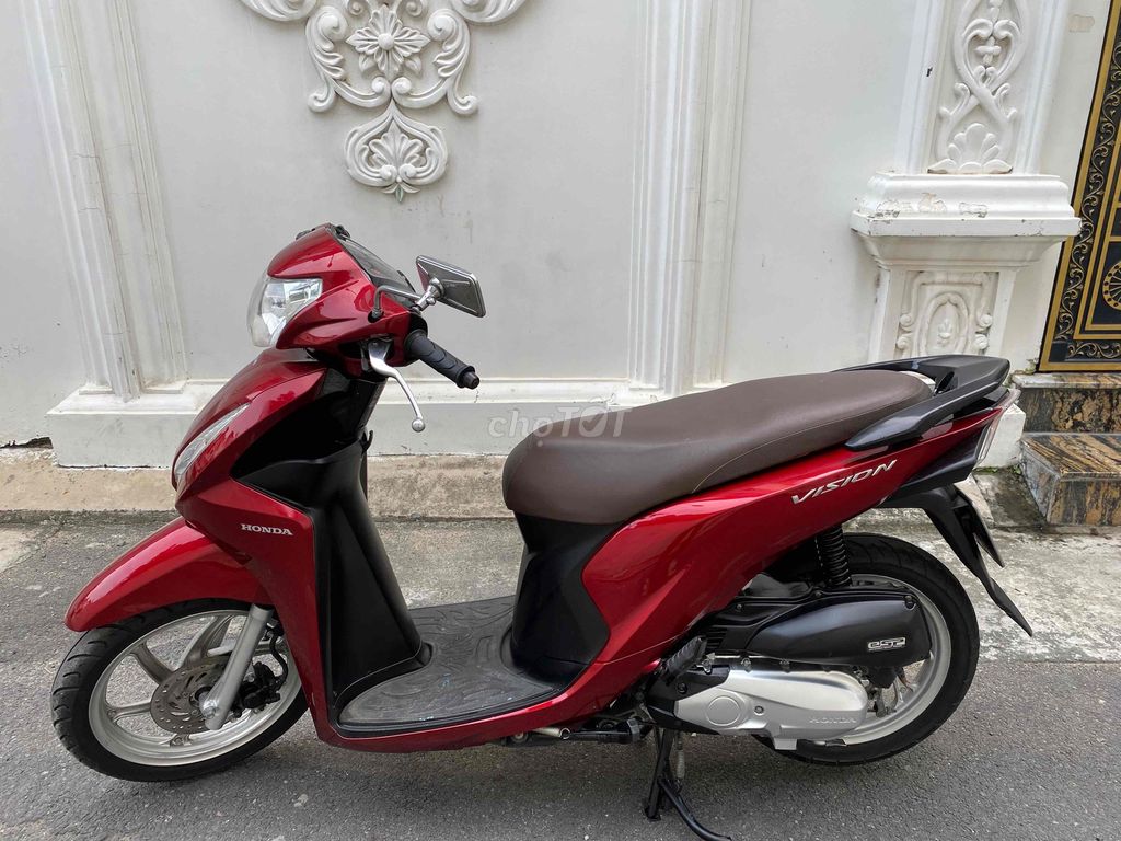 Honda Vision, состояние 90%, оригинал, с документами