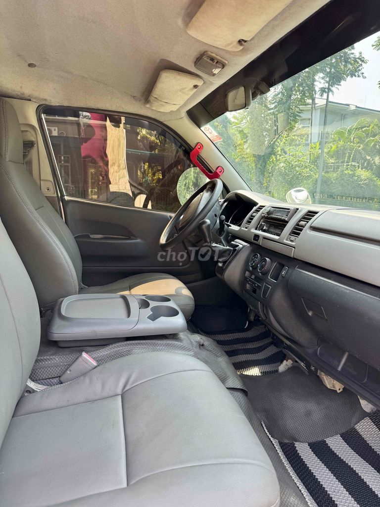 Toyota Hiace 2007 H200 Commuter 2.7 - 123456 km. Mua bán Ô tô tại Quận 7 Tp Hồ Chí Minh được đăng bởi Vũ Anh hình 9