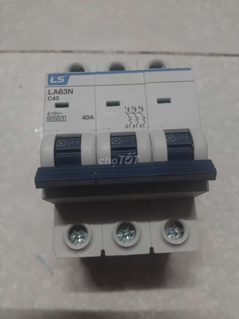 Aptomat LS LA63N C40 3 pha Mới. Mua bán Đồ chuyên dụng, Giống nuôi trồng tại Huyện Bình Chánh Tp Hồ Chí Minh được đăng bởi Trai Quê hình 1