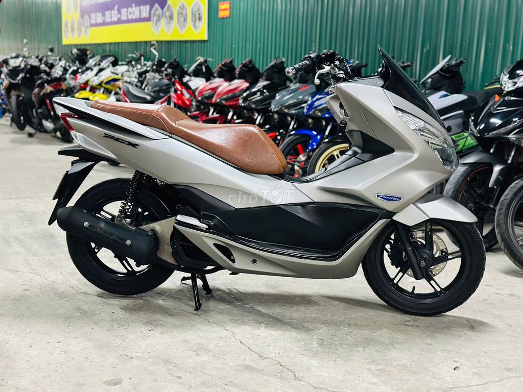 XE MÁYTHANH TÙNG_PCX 125 XÁM GHI-CÓ HỖ TRỢ TRẢ GÓP. Mua bán Xe máy tại Quận Nam Từ Liêm Hà Nội được đăng bởi THANH TÙNG hình 4