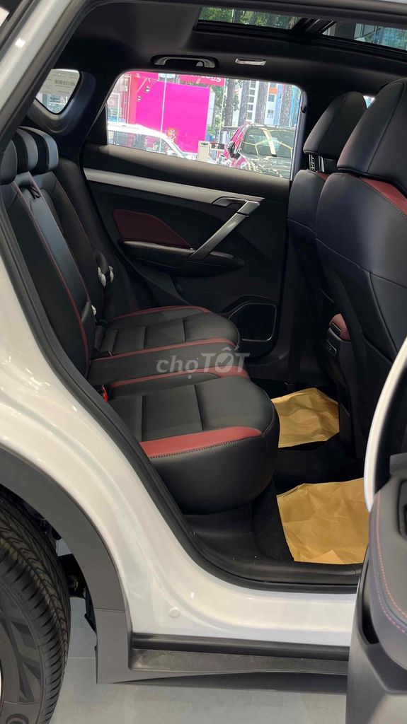 Geely Coolray Flagship chỉ từ 130🥔 nhận xe. Mua bán Ô tô tại Quận 5 Tp Hồ Chí Minh được đăng bởi Đăng Geely Tân Phú hình 12