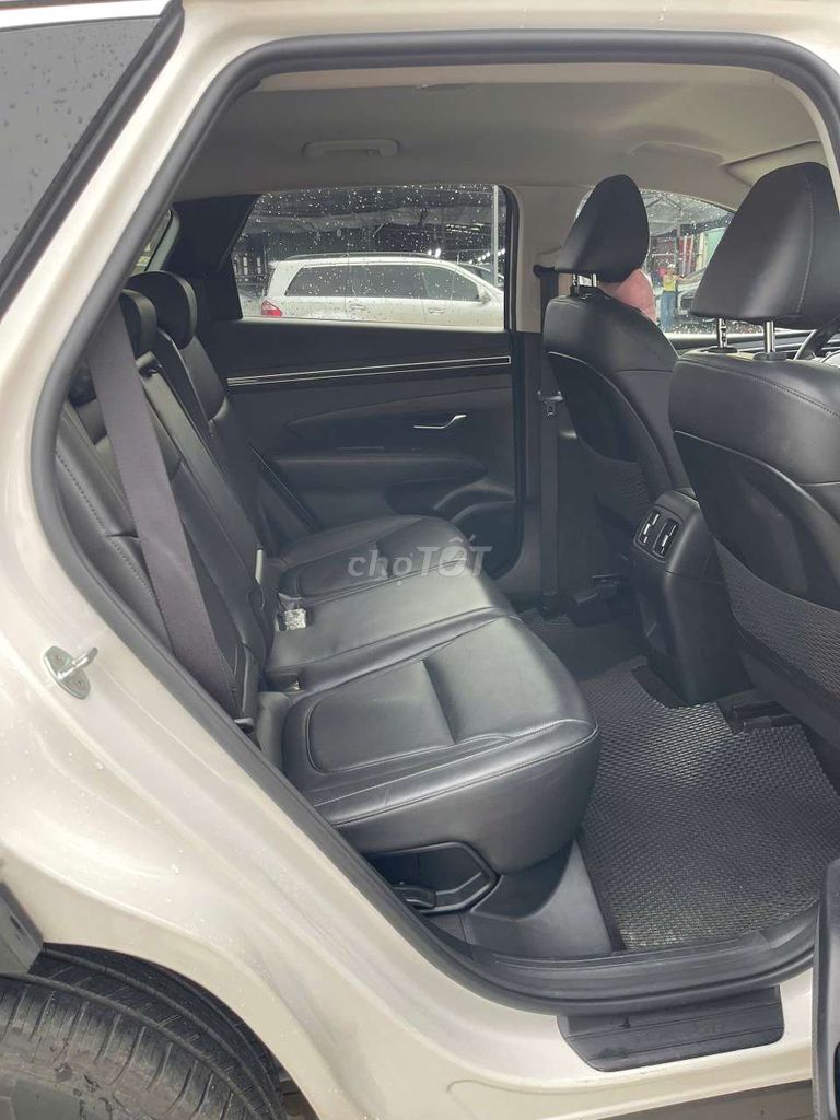 2022 2.0 AT Tiêu chuẩn - 34000 km. Mua bán Ô tô tại Quận Gò Vấp Tp Hồ Chí Minh được đăng bởi Thuan Nguyen hình 9