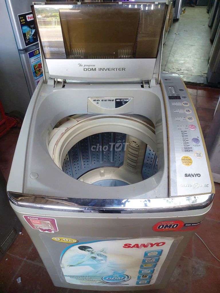 Máy giặt Sanyo 9kg lồng đứng