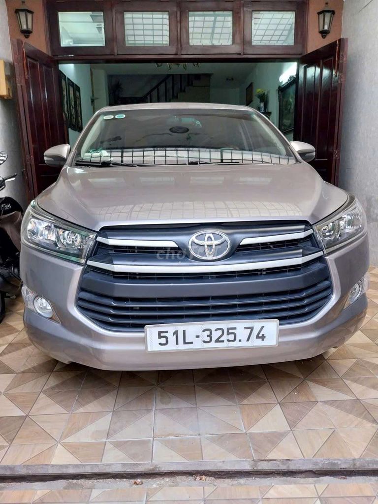 Toyota Innova G 2.0