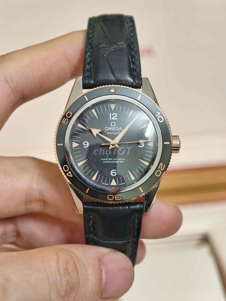 Omega Seamaster 300 bezel vàng khối ceramic 41mm. Mua bán Đồng hồ tại Quận Hoàng Mai Hà Nội được đăng bởi Anh Tuấn hình 1