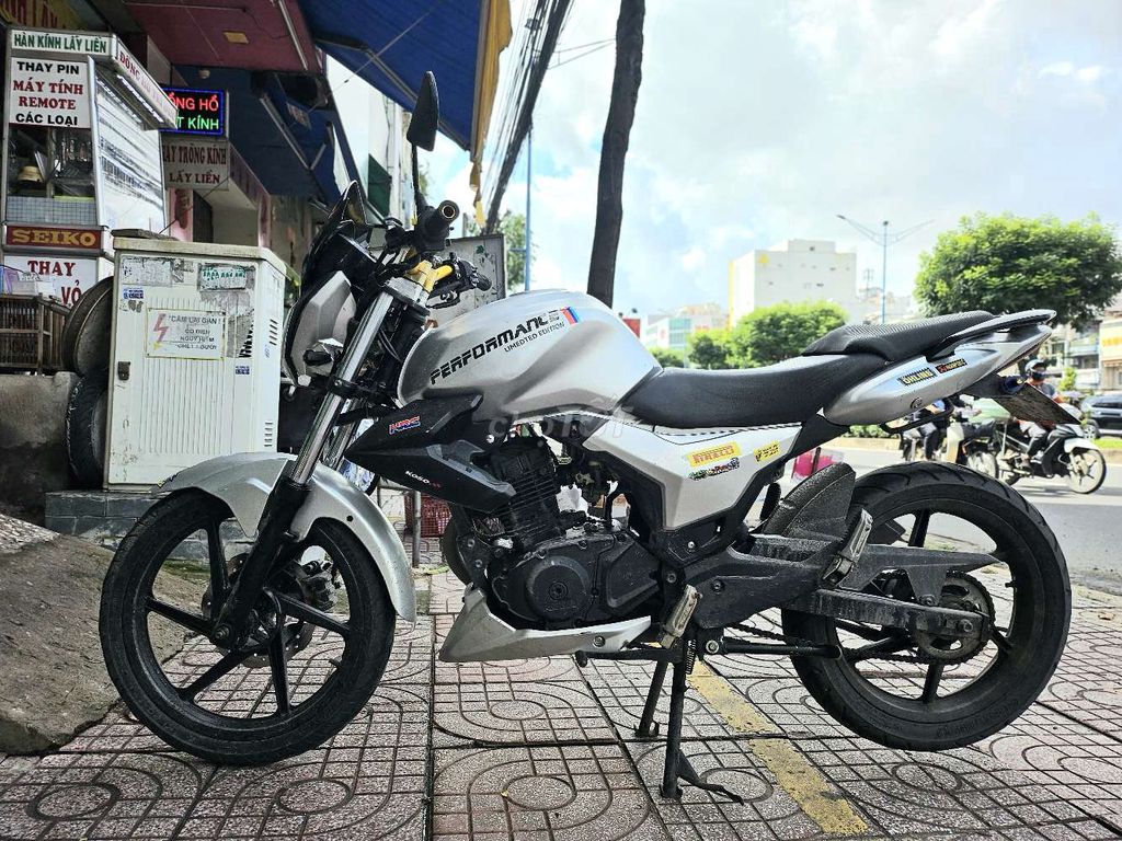 Bán Benelli TNT 150 biển SG. Mua bán Xe máy tại Quận 12 Tp Hồ Chí Minh được đăng bởi Nga Bao hình 3