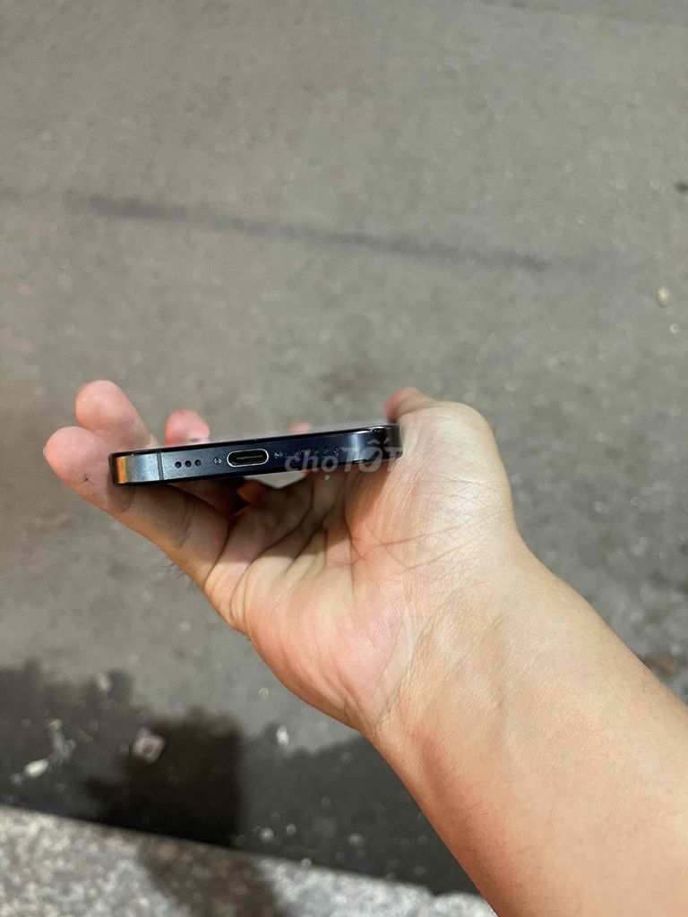 Apple iPhone 15 Pro xanh. Mua bán Điện thoại tại Quận Nam Từ Liêm Hà Nội được đăng bởi TUẤN PHƯƠNG hình 1