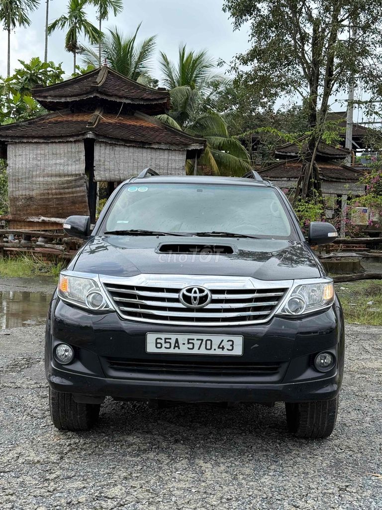 Toyota Fortuner 2014 2.5G - 200000 km. Mua bán Ô tô tại Quận Bình Thuỷ Cần Thơ được đăng bởi Hiếu Nghĩa Cần Thơ hình 3