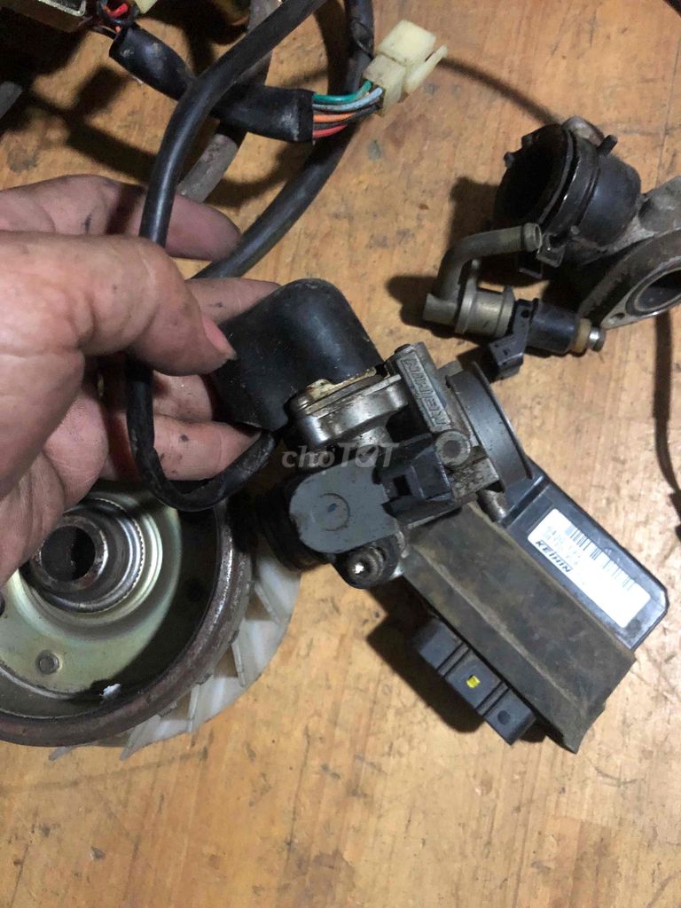 phụ tùng xe máy thanh lý tập 2. Mua bán Phụ tùng xe tại Thành phố Biên Hòa Đồng Nai được đăng bởi Tranphuong hình 8