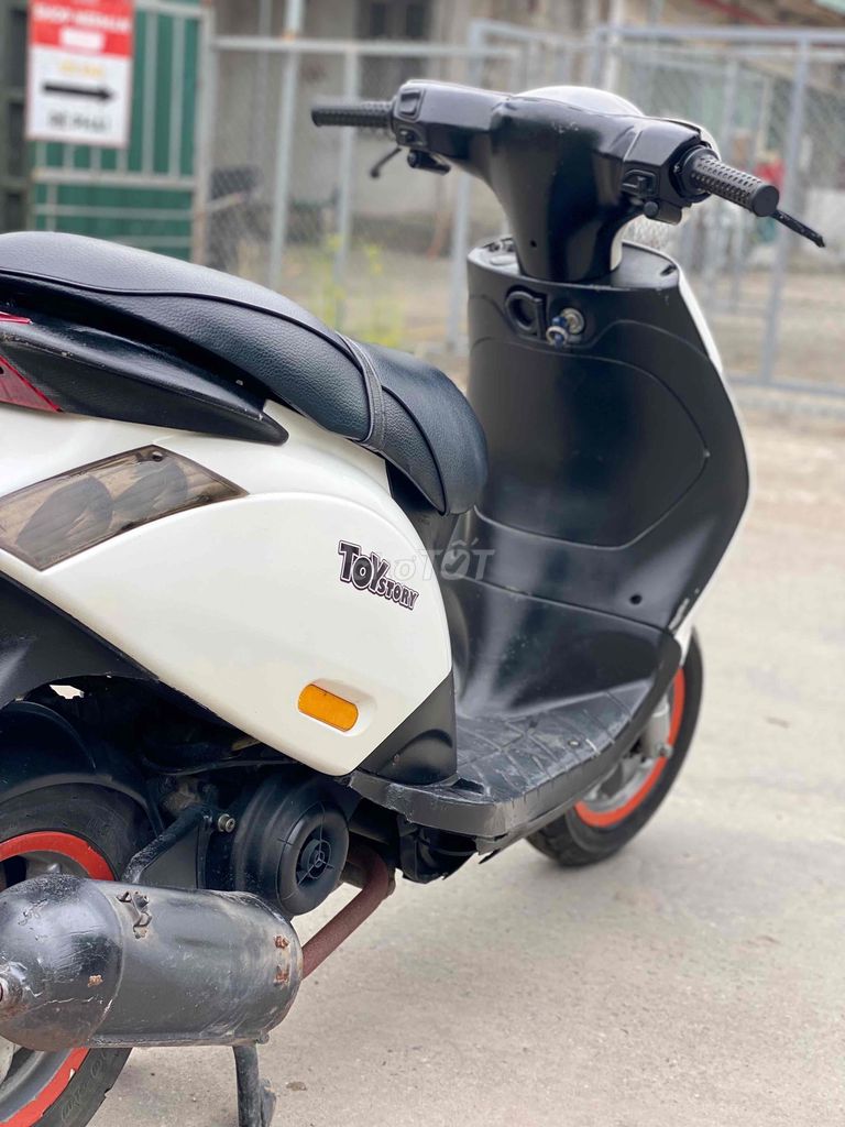 PIAGGIO ZIP 2015 trắng chạy êm , chính chủ. Mua bán Xe máy tại Quận Nam Từ Liêm Hà Nội được đăng bởi Minh Minh hình 3