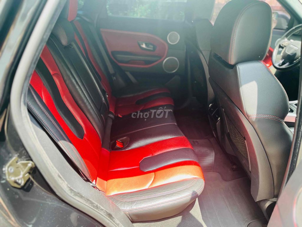 Range Rover Evoque 2016 Dynamic - Black Edition