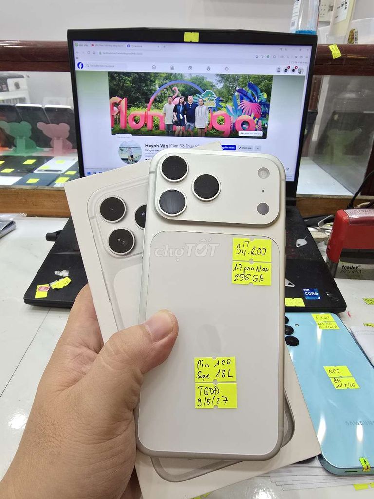 Apple iPhone 17 Pro Max 256GB - TGDD_9/5/2027. Mua bán Điện thoại tại Thành phố Long Xuyên An Giang được đăng bởi Facebook Cầm Đồ Thúy Vân hình 1