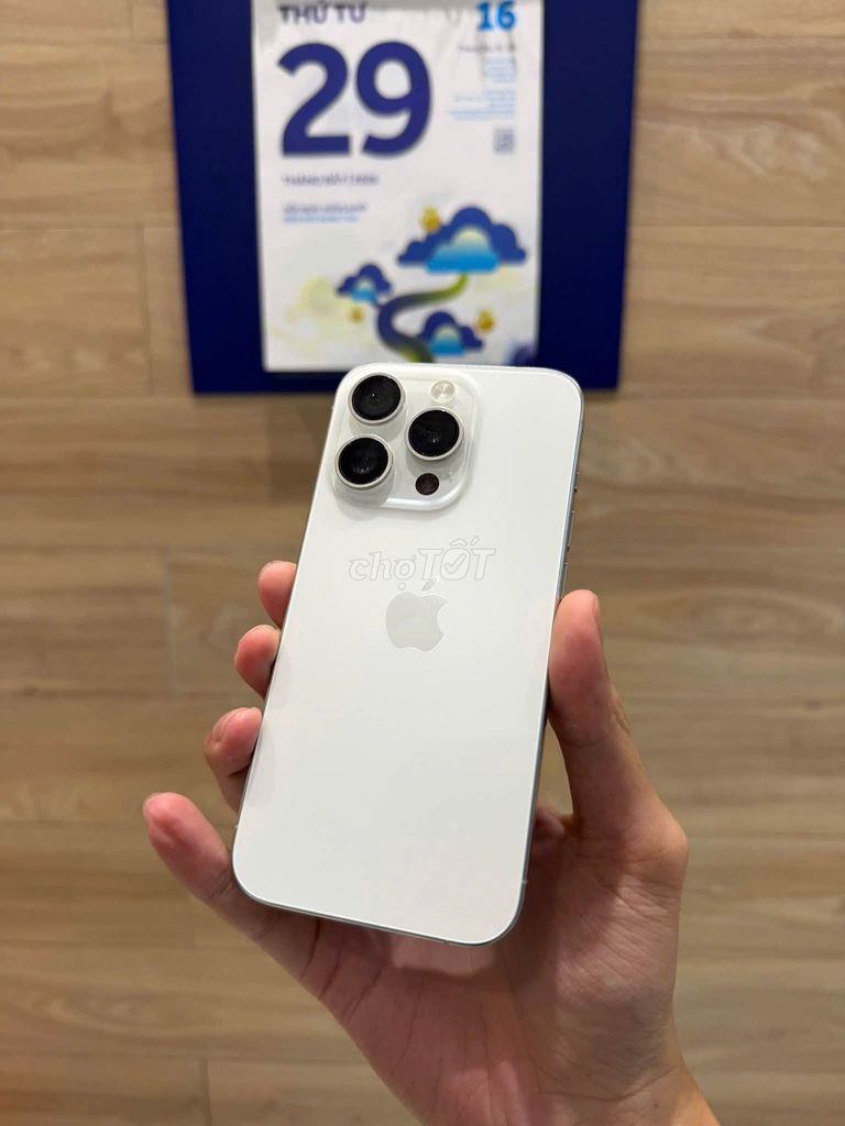 Apple iPhone 15 Pro 128GB Trắng Đã sử dụng. Mua bán Điện thoại tại Quận 10 Tp Hồ Chí Minh được đăng bởi Hội Đồ Điện Tử hình 1