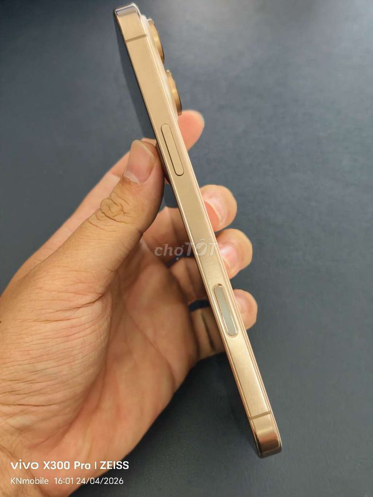 Apple iPhone 16 Pro Max 256GB Vàng. Mua bán Điện thoại tại Thành phố Long Xuyên An Giang được đăng bởi Khoa Knmobile An Giang hình 1