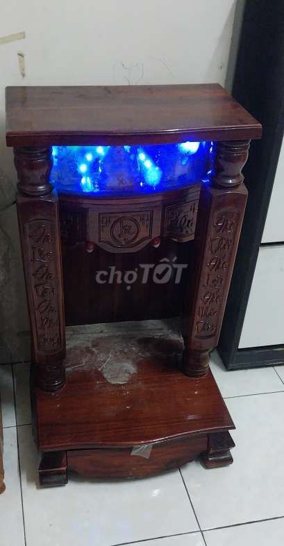 Tủ thờ ông thần tài thổ địa đẹp mới như hình 100%. Mua bán Tủ, kệ gia đình tại Huyện Bình Chánh Tp Hồ Chí Minh được đăng bởi Trần Đạt Phát hình 1