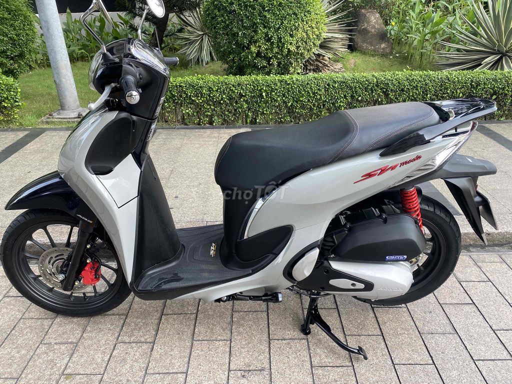 Honda SH Mode 2023 Xám. Mua bán Xe máy tại Quận 6 Tp Hồ Chí Minh được đăng bởi A Minh hình 2