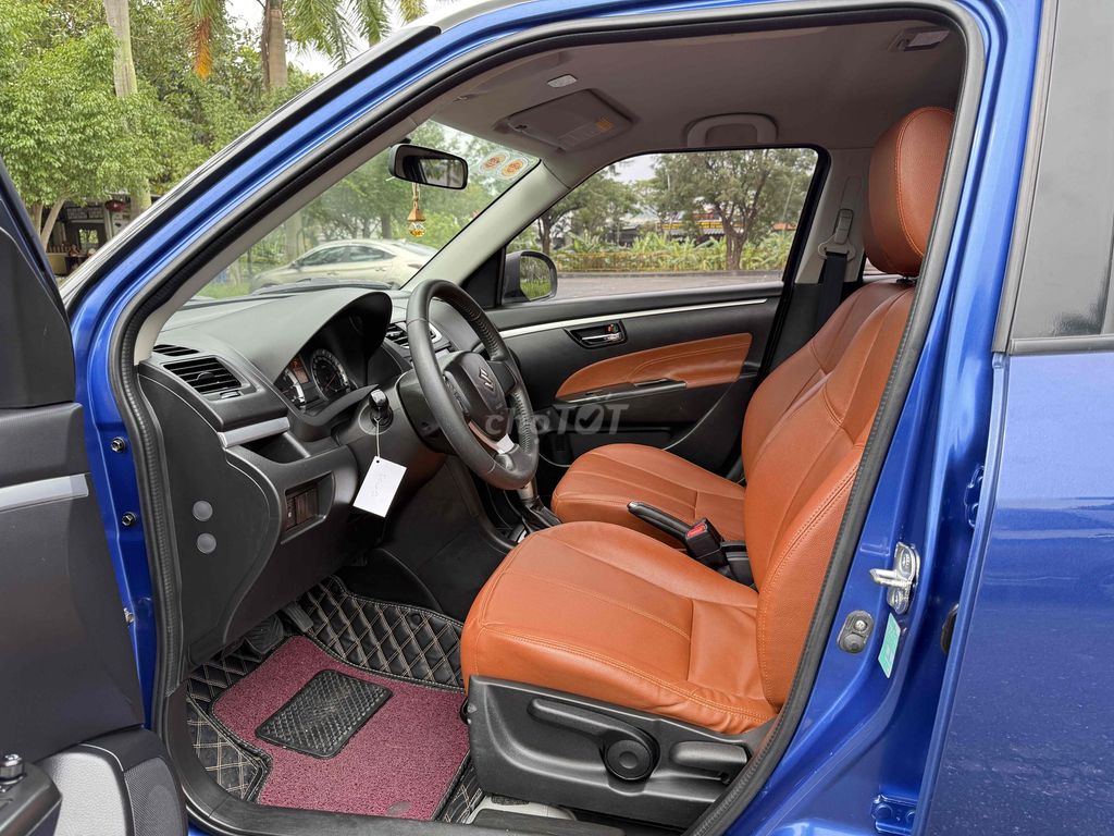 Suzuki Swift 2015 Special logo vàng. Mua bán Ô tô tại Quận Cẩm Lệ Đà Nẵng được đăng bởi Trọng Hiếu Đà Nẵng hình 10