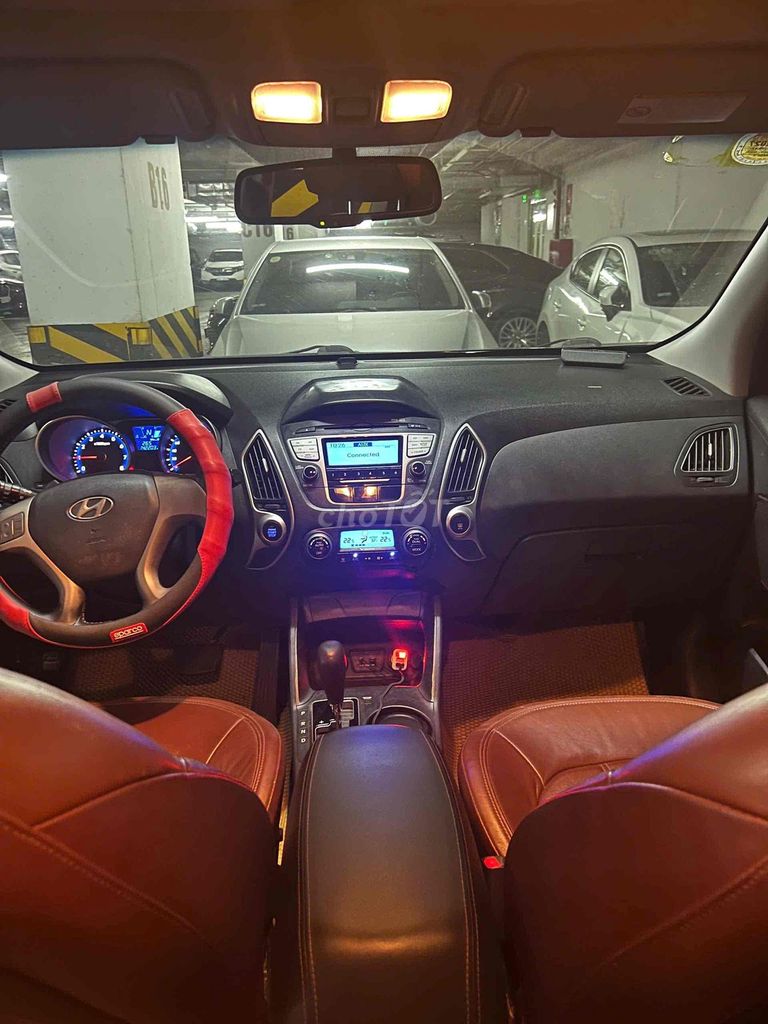 Hyundai Tucson 2012 Коричнево-золотистый Автомат Импорт