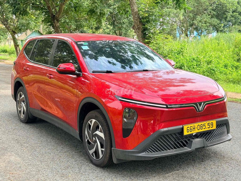 VinFast Limo Green 2025 Cam Kết Như Mới