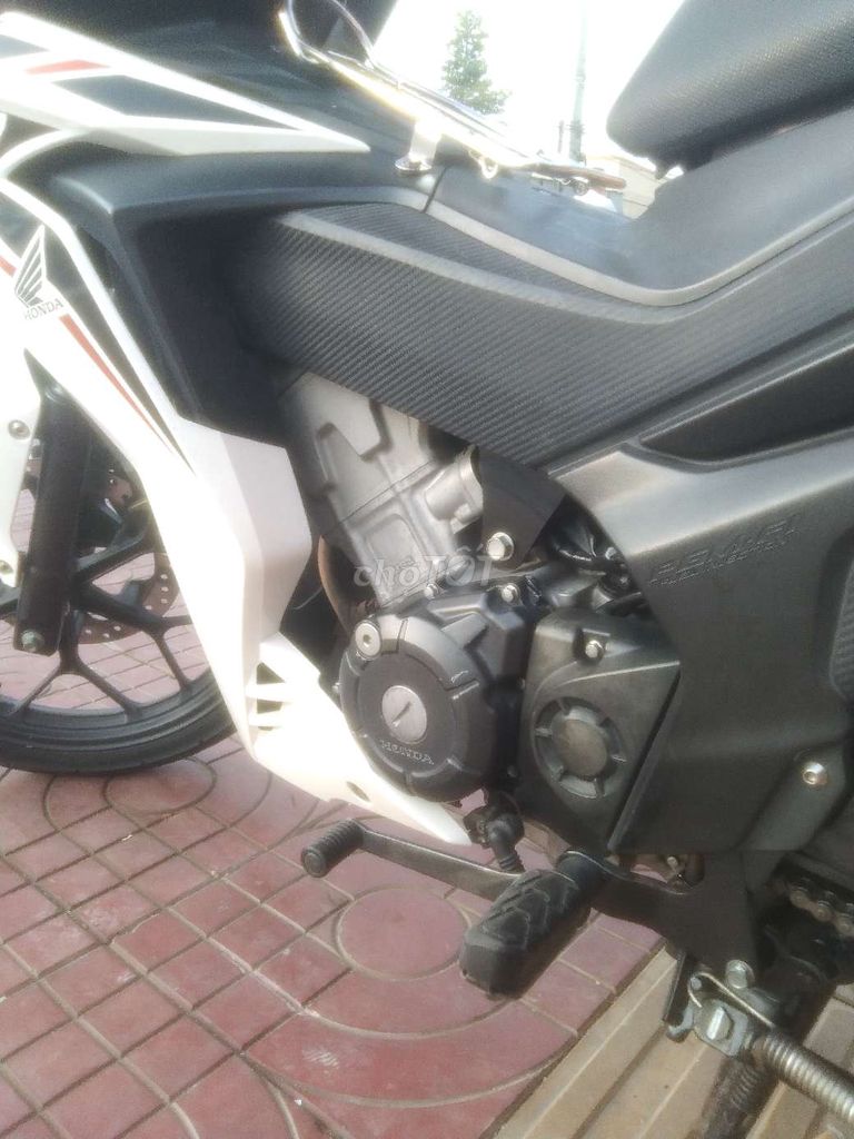 Xe còn đẹp lắm ae ơi zin từ đầu tới chân. Mua bán Xe máy tại Thành phố Vĩnh Long Vĩnh Long được đăng bởi At Tt hình 2