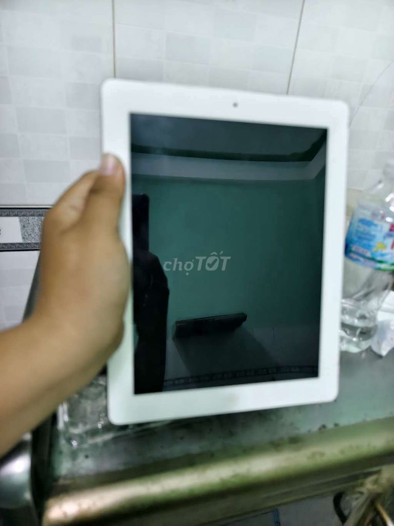 Apple iPad Trắng. Mua bán Máy tính bảng tại Quận Bình Tân Tp Hồ Chí Minh được đăng bởi Thanh vy hình 1