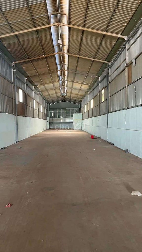 Cho thuê 500m2 xưởng Khánh Bình Cao ráo có điện 3 pha giá rẻ