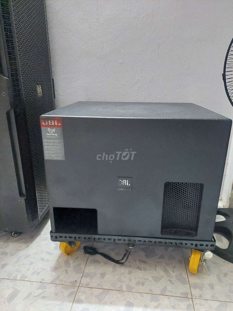 Loa sub điện siêu trầm hãng JBL Đen 4 tấc. Mua bán Tivi, Âm thanh tại Huyện Cần Giuộc Long An được đăng bởi Xuan Nghia Lam hình 1