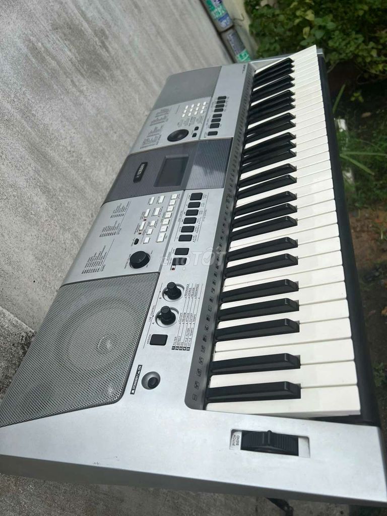 Organ yamaha E413