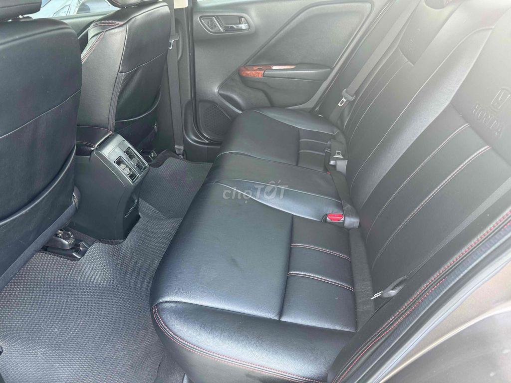 City phom mới 2015 đại chất 8v zin full ls hãng. Mua bán Ô tô tại Quận Thanh Xuân Hà Nội được đăng bởi Mr. Dương hình 7