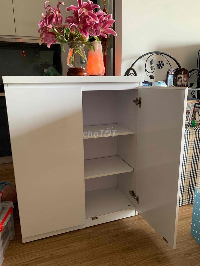 Tủ gỗ trắng 40x80x100 cm. Mua bán Tủ, kệ gia đình tại Quận Ba Đình Hà Nội được đăng bởi Hải Hà hình 1