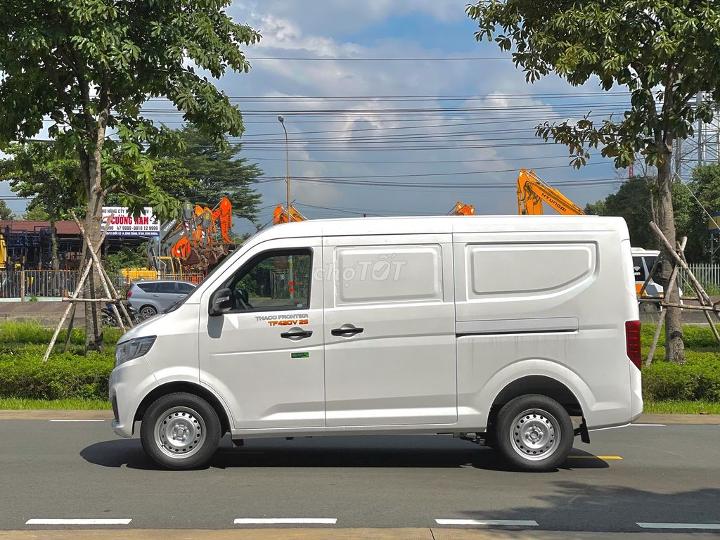 Xe Van Thaco TF420/TF450/TF480 2025 Sẵn, Giao Ngay. Mua bán Xe tải, xe ben tại Quận 7 Tp Hồ Chí Minh được đăng bởi Trần Văn Hoàng hình 3