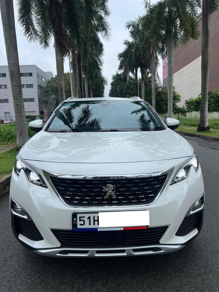 Peugeot 5008 sx2021.đi 17000km có cửa sổ trời víp