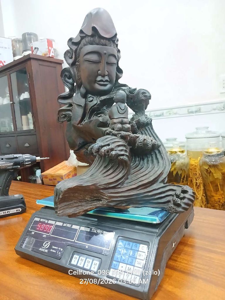 Tượng gỗ Phật xông trầm 50cm