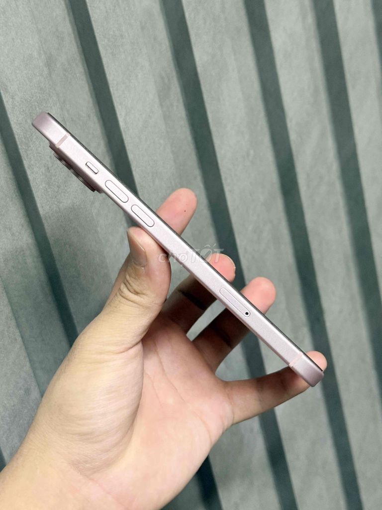 Apple iPhone 15 Plus 128GB Hồng. Mua bán Điện thoại tại Quận Bình Thạnh Tp Hồ Chí Minh được đăng bởi Tuấn 5G Giá Sỉ Sam hình 1