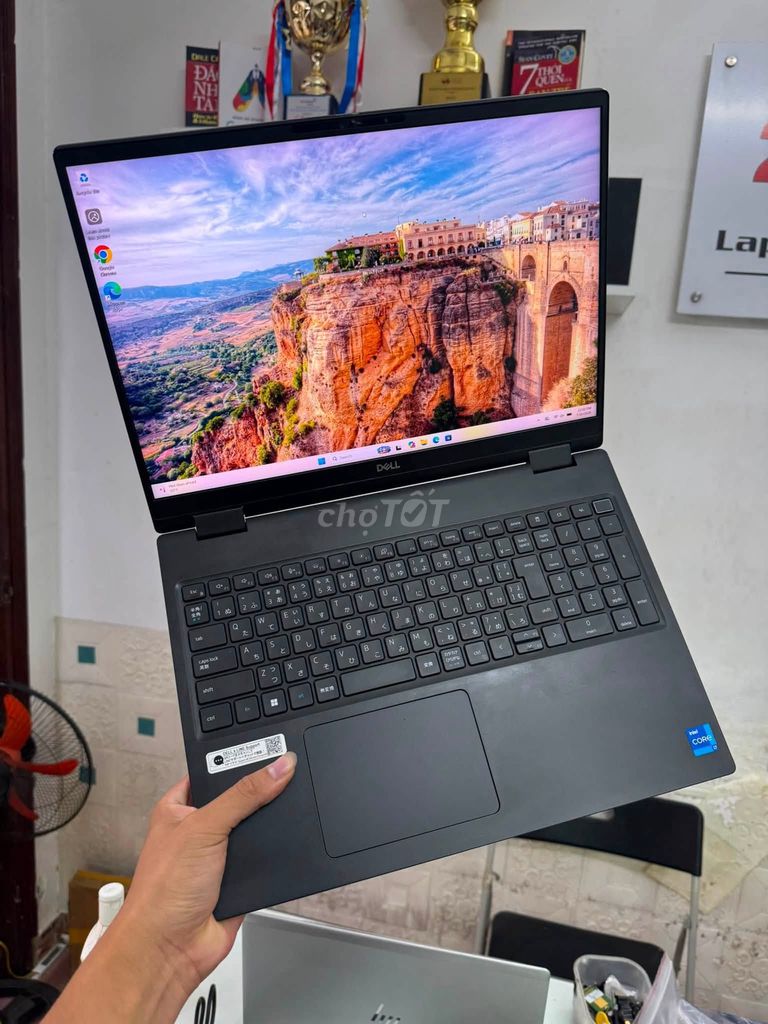 Dell Precision 7670 i7-12850HX 16 inch 32GB/2TB SSD RTX 3080TI. Mua bán Laptop tại Quận Hà Đông Hà Nội được đăng bởi Hội Đồ Điện Tử hình 1