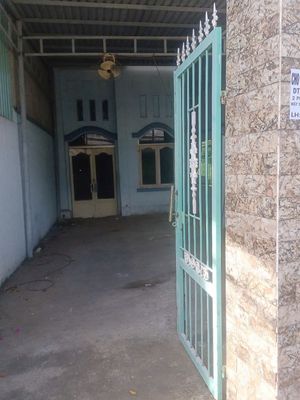 Nhà mặt tiền 140m2, 2 phòng ngủ, 3WC, mặt tiền Nguyễn An Ninh, Long An. Cho thuê nhà ở tại Huyện Cần Giuộc Long An được đăng bởi Trần Trà Thanh Tùng
