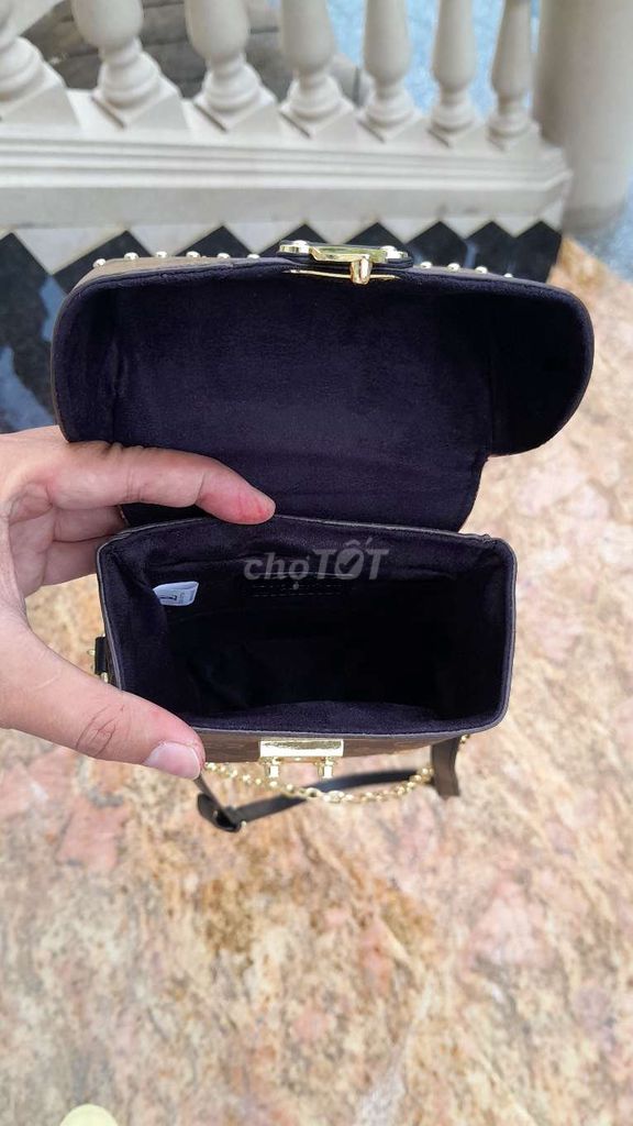 Túi cốp lv 2hand t26 mới 95%. Mua bán Túi xách tại Thành phố Thủ Đức Tp Hồ Chí Minh được đăng bởi Giày cũ Mỹ Thái hình 6