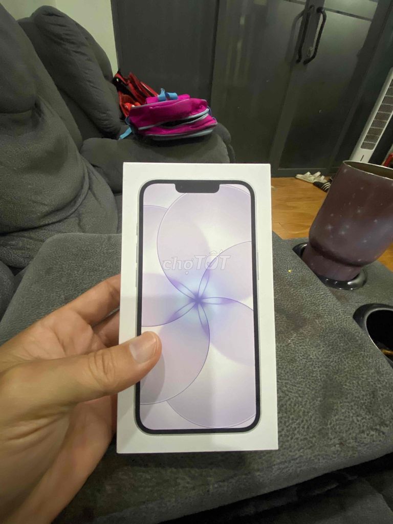 Apple iPhone 17e 256GB Trắng Mới. Mua bán Điện thoại tại Quận Bình Tân Tp Hồ Chí Minh được đăng bởi chí hào hình 1