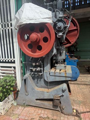 bán máy dập 50 tấn. Mua bán Đồ chuyên dụng, Giống nuôi trồng tại Thành phố Buôn Ma Thuột Đắk Lắk được đăng bởi Trần Dũng