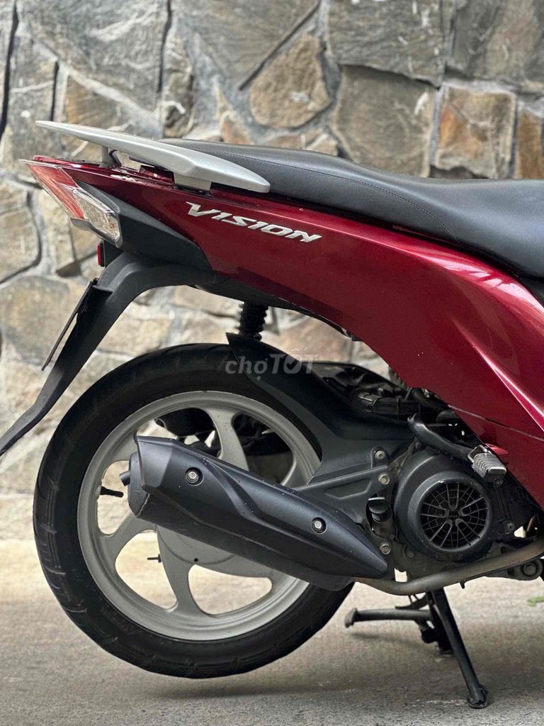 Honda Vision 2016 màu Đỏ. Mua bán Xe máy tại Quận 10 Tp Hồ Chí Minh được đăng bởi Hoang sang hình 5
