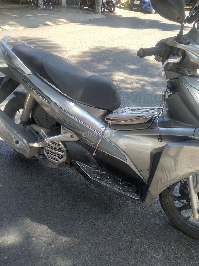 Honda Air Blade Thể thao Bạc. Mua bán Xe máy tại Quận Hải An Hải Phòng được đăng bởi phạm Tuấn  hình 1