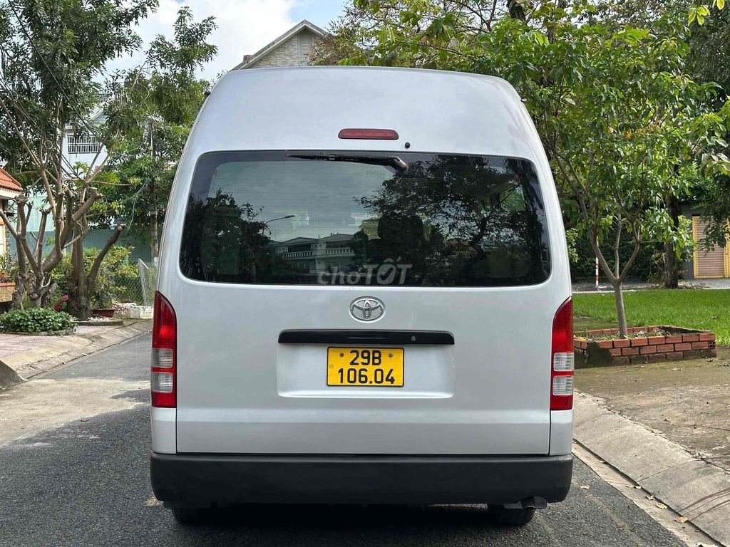 Toyota Hiace 2014 máy dầu - Xe đưa đón chuyên gia. Mua bán Ô tô tại Quận Bình Tân Tp Hồ Chí Minh được đăng bởi Xe Cũ Giá Tốt Bình Tân hình 4
