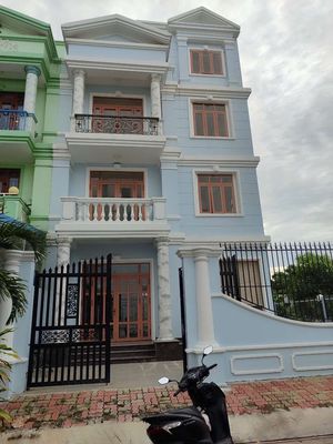 Villa 200 m² · 5 bed · Đường Phạm Đức Sơn