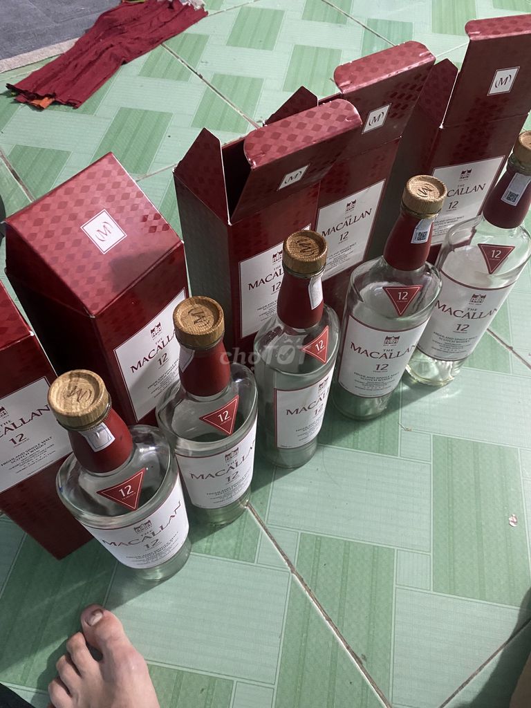 Vỏ chai rượu The Macallan 12 Sherry Oak. Mua bán Đồ sưu tầm, đồ cổ tại Quận 8 Tp Hồ Chí Minh được đăng bởi thuận lợi hình 1