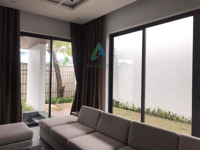 Rent · 5 bd · 250 м² · Quận Ngũ Hành Sơn, ул. Đường Bùi Tá Hán
